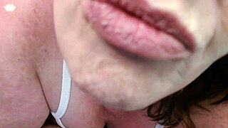 Come Closer And Smell My Big Beautiful Sexy Bum! Spreading And Dirty Talk In Retro Style