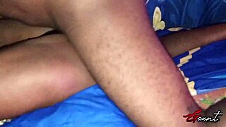 wow, early morning quickie with sexdee-gcent2 rips clothes off!