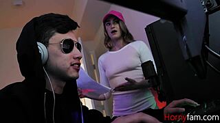 kenzie gobbling stepbro's cock in fantasy 😏