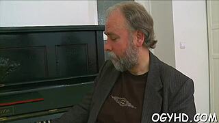 Young Wet Pussy Filled by Old Pecker!