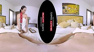 Realitylovers features a thai girl in missionary sex.