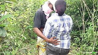 did you see the local agent fucking the commissioner's wife outdoors?