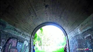 Deutsche bbw urlauberin banged by 2 guys in Berlin park