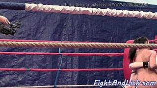 muscular lesbian babes fightin hard in boxing ring, damn intense