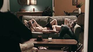 Four high-definition sexy Asian girls have sex with a middle-aged woman who has large breasts