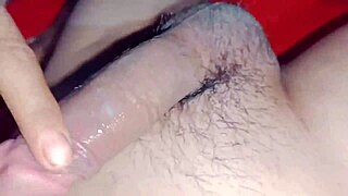 Diya Ne Aapni Chut Marwa Kar Aaya