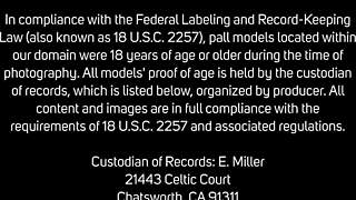 riley ray drills her pussy with dildo