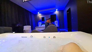 Motel Maid Feels Passion While Fucking on Jacuzzi for 20 Bucks