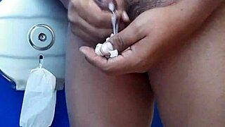 i masturbate using my cousin's thong