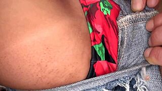 絶滅危惧種黒ギャル捕獲で爆乳潮吹き絶頂ラッシュ