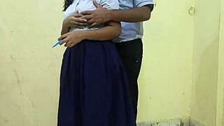 Desi Girl Hooks Up with Old Friend for Sex