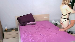 European milf explores foot fetish and doggystyle