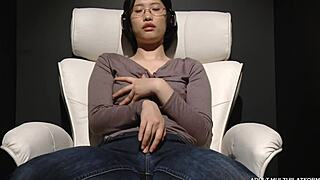 The plain glasses girl's masturbation was more erotic than I thought