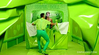 THE COUPLE SHARES A PASSIONATE BLOWJOB AND LICKING SESSION IN THIS FANTASY