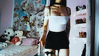 cute little goth girl, wanna see me touch myself?