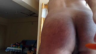 Gay Solo Assfucking Big Ass With Carrot Anal