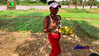 Orange seller juliet simeo handles big dick customer in interracial deepthroat