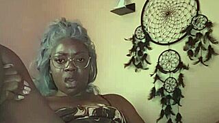 nae in bed touching her body