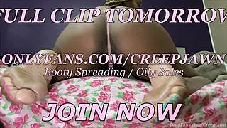 Slim Babe Twerks And Bounces Her Jiggly Booty