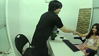 soy la mejor hermanastra ayudando a mi hermanastro en la tienda