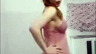 omg i cant believe hot vietnamese girl on cam.. so sexyy