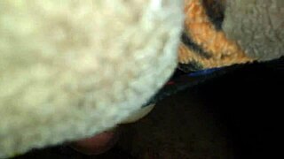 今おもちゃでオナニー中だよ