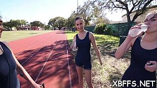 Remaja dewasa 18+ liar dan nakal dengan cepat.