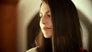 Фрейя Паркер и Спенсер Брэдли в 4 серии первого дня в универе