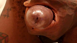 Hallelujah johnson masturbates his big black cock solo, muscular bodybuilder cumming hard 😏💪