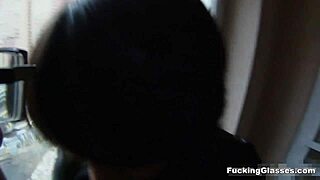 wanna see spontaneous top-floor banging with kirsten?