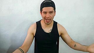 Přesvědčil jsem hetero ženatého kolegu sát mi 20cm čurák v práci, vystříkl do huby