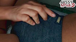 Sexy Teen Girl Gives Deep Sensual Blowjob?