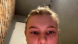 Woman masturbates in public with dildo