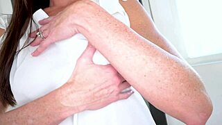 Sofie marie gives no-hands blowjob to big cock and swallows cum