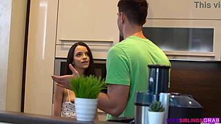 Ohana Petite 18+ Show Her Wet Tight Pussy 😍