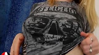 Webcam babe climaxes solo as she masturbates sex tape amateurs climax solo webcam homemade european blonde babe fingering