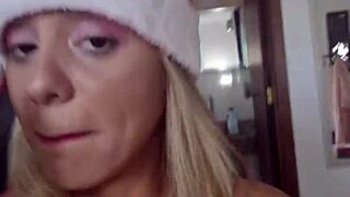 Feliz Natal Celebrates With Model Babe In Reality Masturbation Session