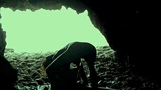 Amateurs have sex hidden in beach cave