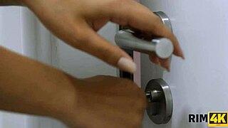 lucky stud gets his ass worshipped by shy girlfriend after VR