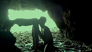 Amateurs have sex hidden in beach cave