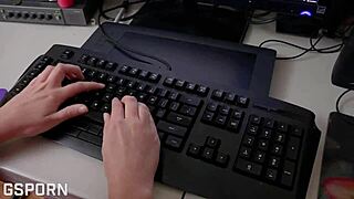 Hey, this hot young brunette skips PC to finger herself instead