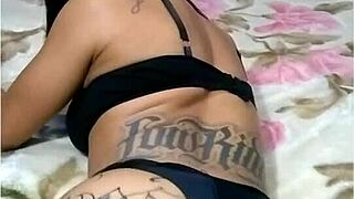 Puta gostosa with big ass and pussy action 😈