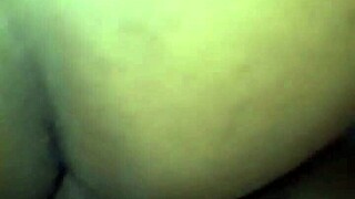 Pretty Jamaican Momi Teases Deeper Penetration