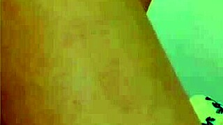 my sexy legs crave your touch 😍