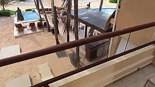 Couple explores paradise on Isla Mujeres