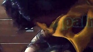 Femdom Milf Sucks Cock Deepthroat in Homemade Video