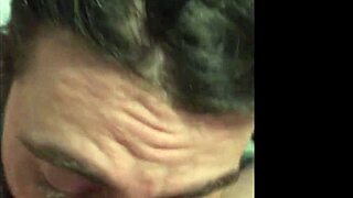 Bbw amateur busty becky gets her pussy ate in the kitchen and squirts