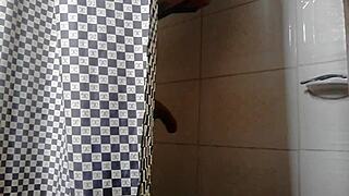 bathroom masturbation with bisexual vibes