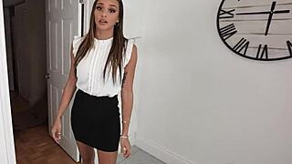 Motivate With Blowjob And Pussy!