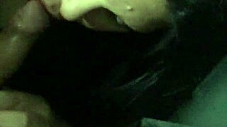 My gf gives an amazing blowjob while cheating 😏